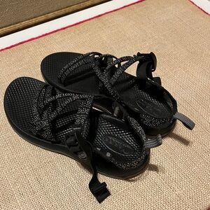 Chaos Kids Black and Pink Sandals- Size 5.
